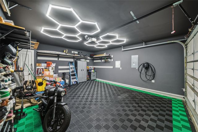 1302 Antoine Drive A, Houston, TX 77055