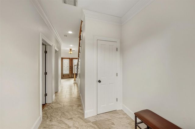 1302 Antoine Drive A, Houston, TX 77055