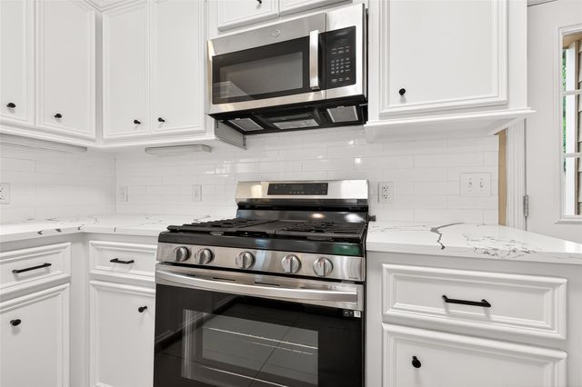 14134 Packard Street A and B, Houston, TX 77040