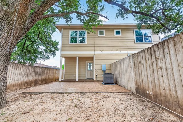 14134 Packard Street A and B, Houston, TX 77040