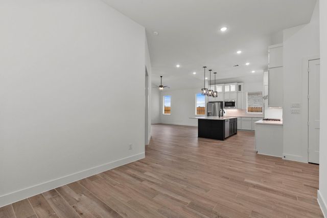 15026 Mission Avenue, Mont Belvieu, TX 77523