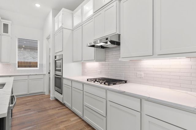 15026 Mission Avenue, Mont Belvieu, TX 77523