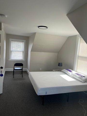 14 Cotting 3, Medford, MA 02155