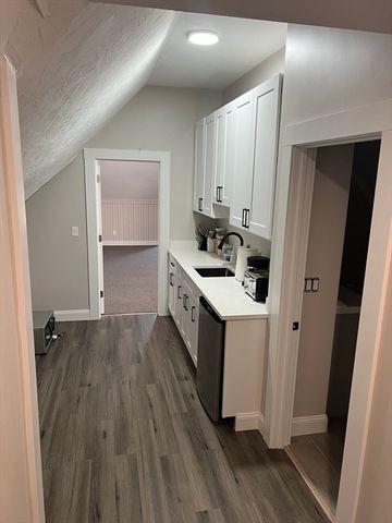 14 Cotting 3, Medford, MA 02155