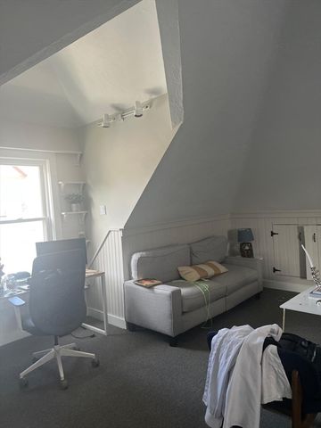 14 Cotting 3, Medford, MA 02155