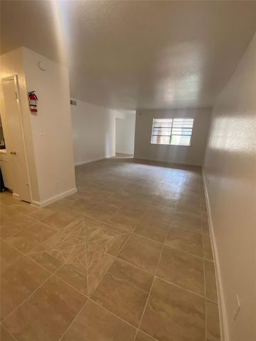 6200 W Tidwell Road 705, Houston, TX 77092