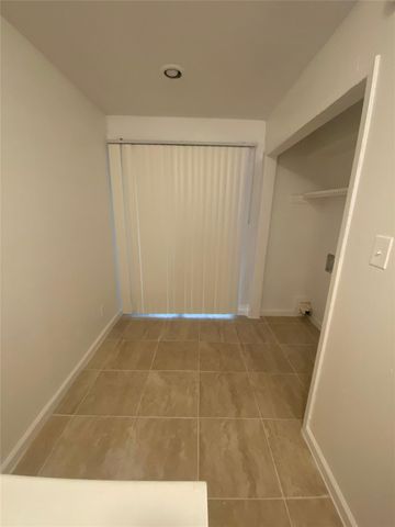 6200 W Tidwell Road 705, Houston, TX 77092