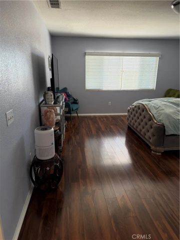15082 Quicksilver Drive, Victorville, CA 92394