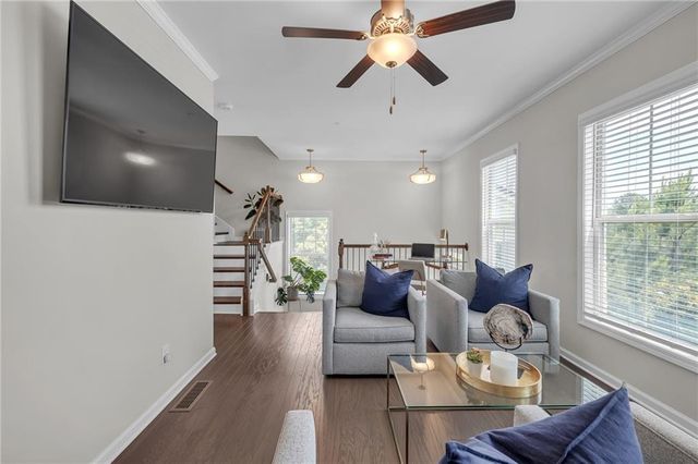 424 Montclair Court, Woodstock, GA 30188