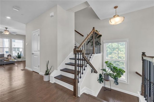 424 Montclair Court, Woodstock, GA 30188