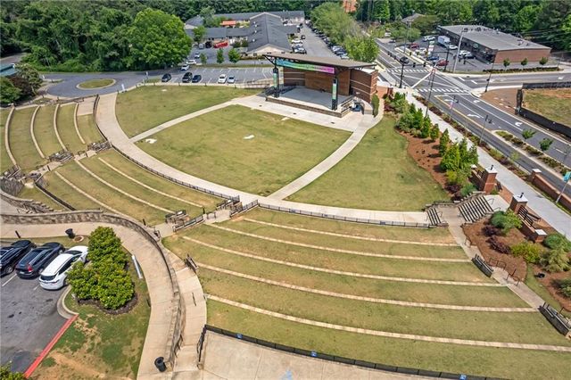 424 Montclair Court, Woodstock, GA 30188