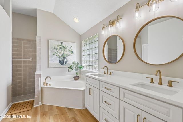 1588 RIVERTRACE Drive, Fleming Island, FL 32003