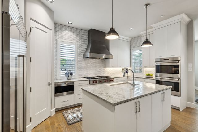 9 Catalonia Drive, Westlake, TX 76262