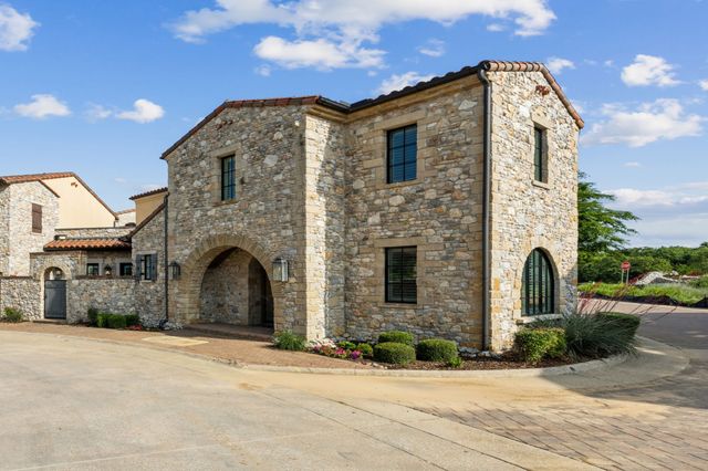9 Catalonia Drive, Westlake, TX 76262