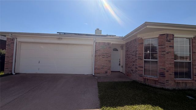 6206 Tidewater Drive, Arlington, TX 76018
