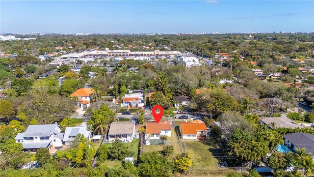 5730 SW 42nd Ter, South Miami, FL 33155