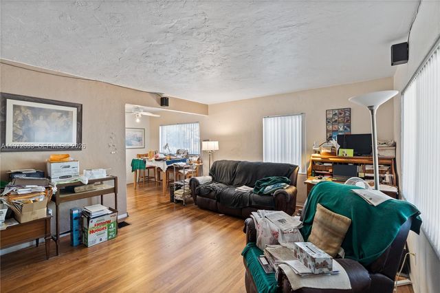 5730 SW 42nd Ter, South Miami, FL 33155