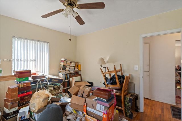 5730 SW 42nd Ter, South Miami, FL 33155