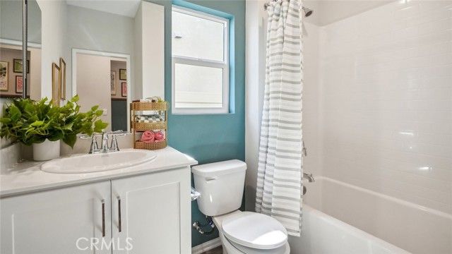 31430 Water Oak Drive, Winchester, CA 92596