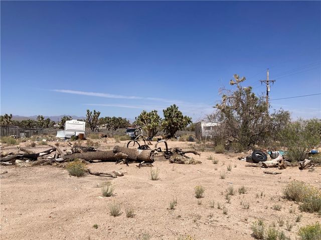 26305 N Sandy Point Dr, Meadview, AZ 86444