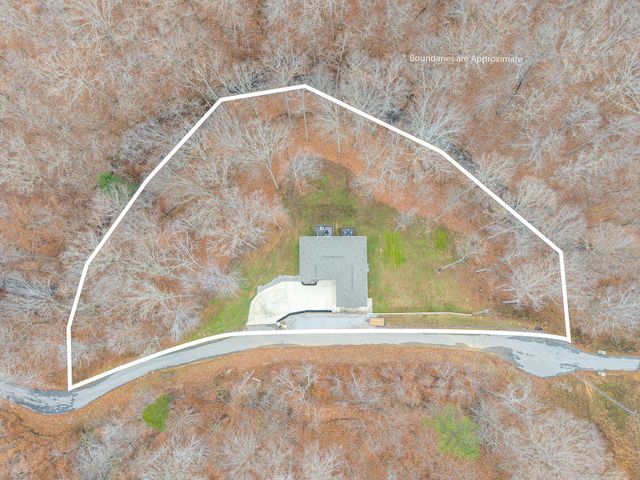 387 Falls Creek Way, Somerset, KY 42503