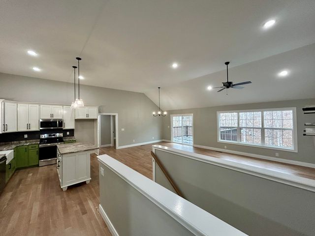 387 Falls Creek Way, Somerset, KY 42503