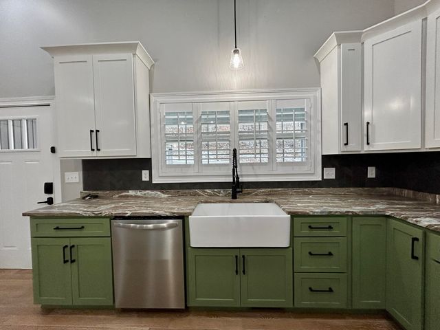 387 Falls Creek Way, Somerset, KY 42503