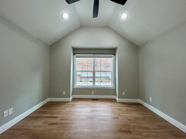 387 Falls Creek Way, Somerset, KY 42503