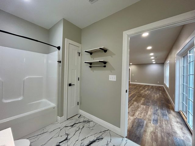 387 Falls Creek Way, Somerset, KY 42503