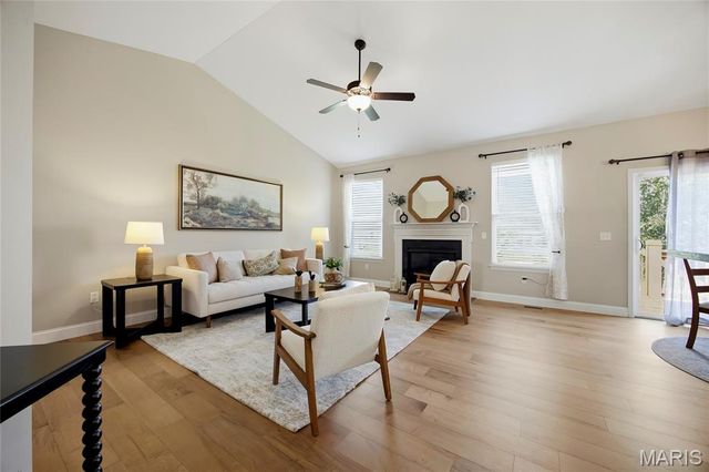 2349 Banon Drive, St Charles, MO 63301