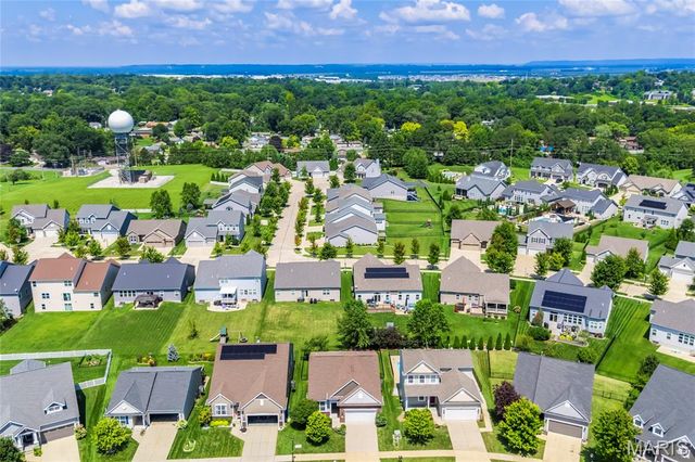 2349 Banon Drive, St Charles, MO 63301