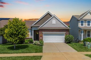 2349 Banon Drive, St Charles, MO 63301