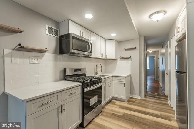 428 DICKINSON ST, Philadelphia, PA 19147