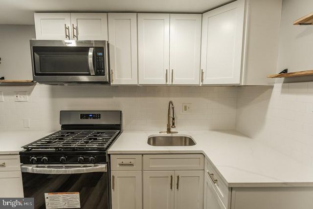 428 DICKINSON ST, Philadelphia, PA 19147