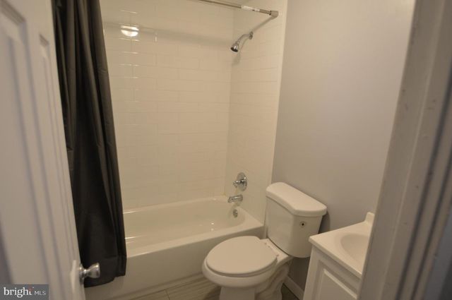 428 DICKINSON ST, Philadelphia, PA 19147