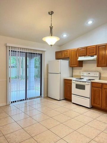 733 E INDIANA AVENUE, Deland, FL 32724