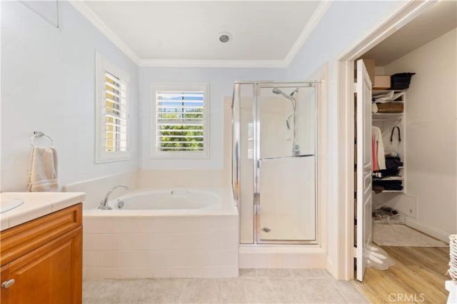 111 Chantilly, Irvine, CA 92620