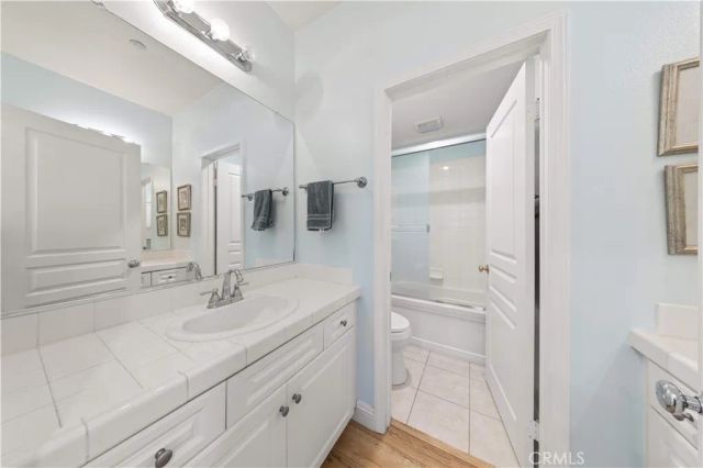 111 Chantilly, Irvine, CA 92620