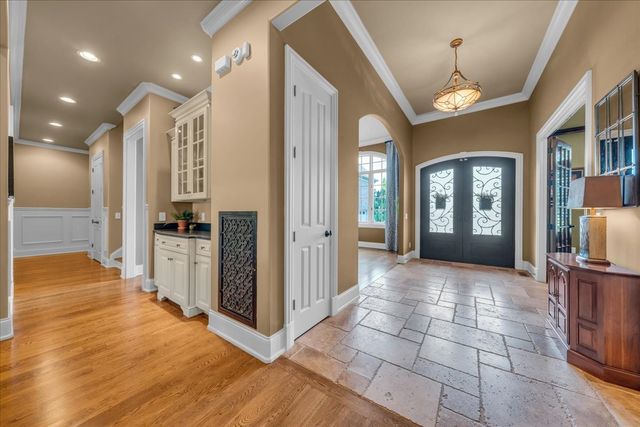 1055 Litchfield Pl, Gallatin, TN 37066