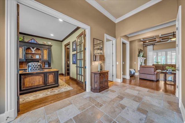 1055 Litchfield Pl, Gallatin, TN 37066