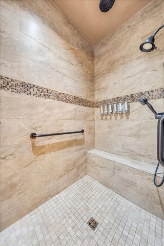 1055 Litchfield Pl, Gallatin, TN 37066