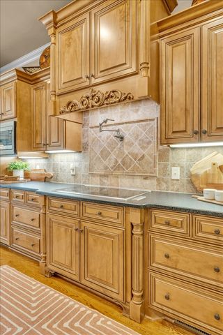 1055 Litchfield Pl, Gallatin, TN 37066