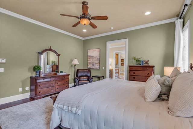 1055 Litchfield Pl, Gallatin, TN 37066