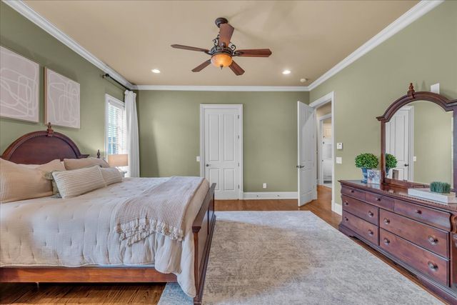 1055 Litchfield Pl, Gallatin, TN 37066