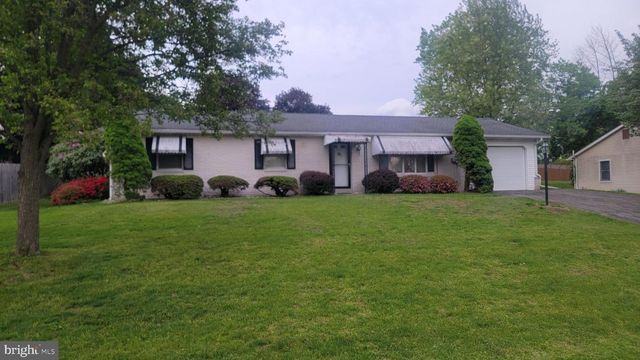 421 N. 3RD ST, Halifax, PA 17032