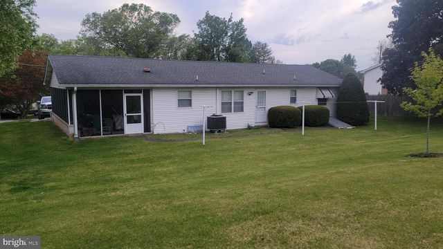 421 N. 3RD ST, Halifax, PA 17032