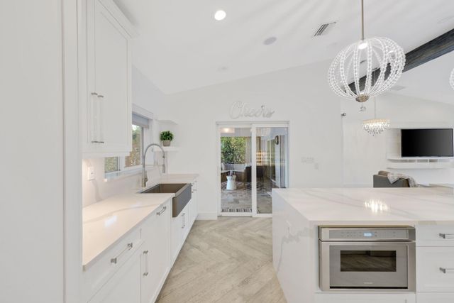 713 Forsyth Street, Boca Raton, FL 33487