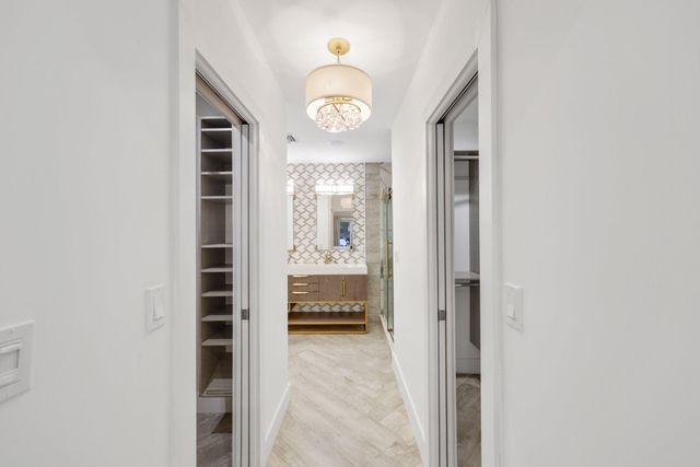 713 Forsyth Street, Boca Raton, FL 33487