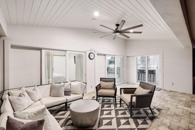 713 Forsyth Street, Boca Raton, FL 33487