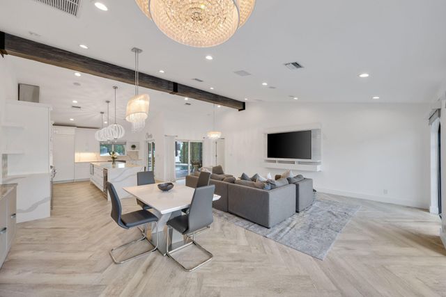 713 Forsyth Street, Boca Raton, FL 33487